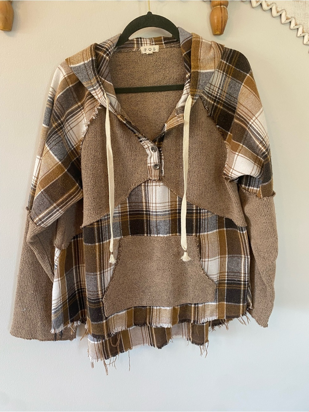 POL COOL WEATHER INCLINED PLAID HOODIE IN MOCHA - cabincore - fall - size medium - Picture 6 of 11